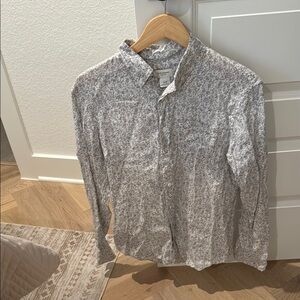 Gray Patterned Button-Up Shirt